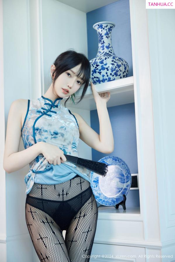 玥儿玥  [XiuRen]高清写真图 2024.09.30 No.9236 玥儿玥er 美腿丝袜第29张图片